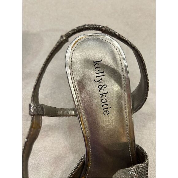 Kelly and Katie silver heels size 10M Mandy - Picture 2 of 7
